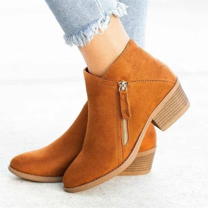 Trendy Dames Enkellaarsjes In Suède Look met Lage Blokhak