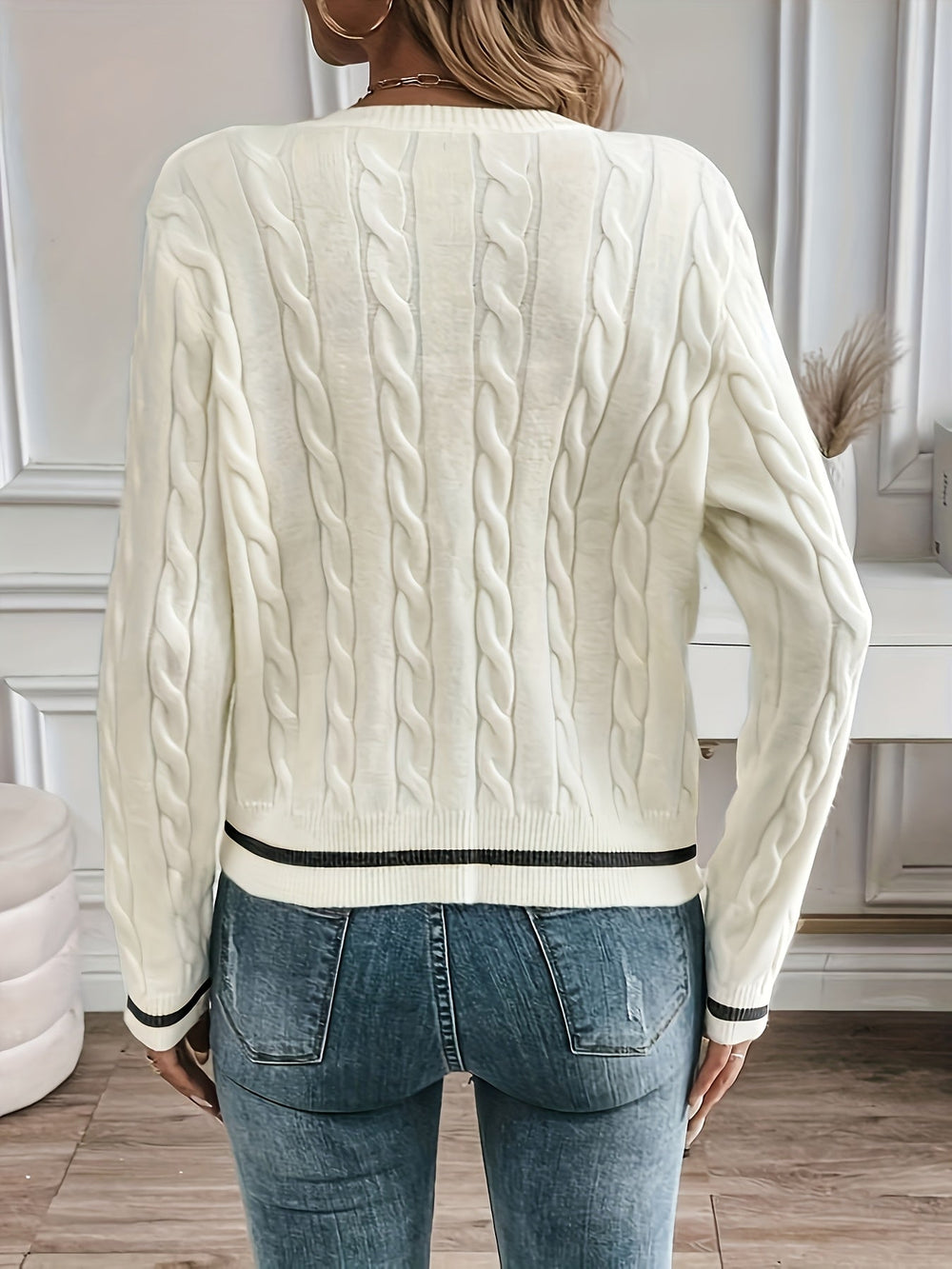 Women's Contrast Trim Cable Knit Cardigan - Ivory