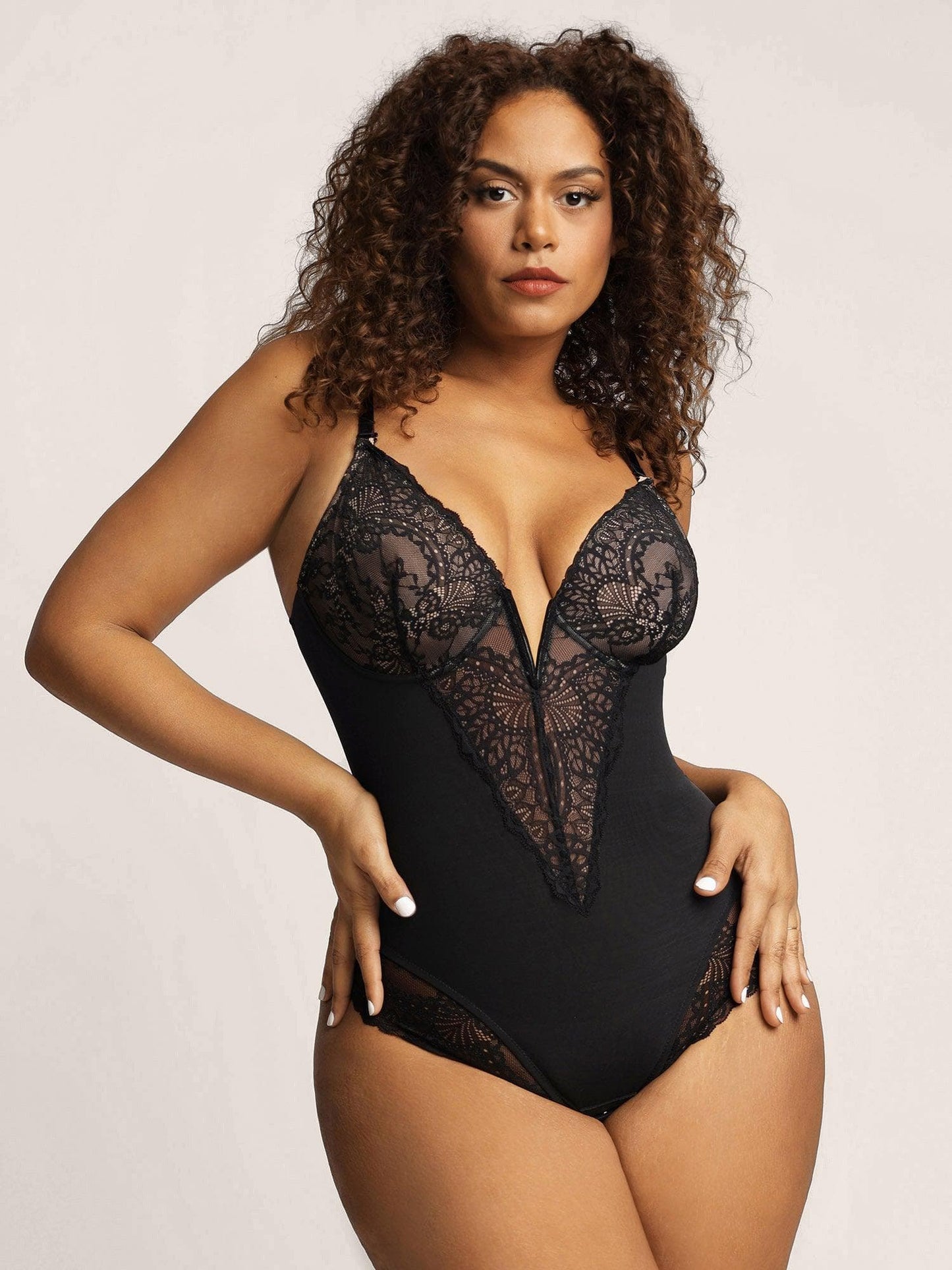 Havana | Lace Deep V Bodysuit