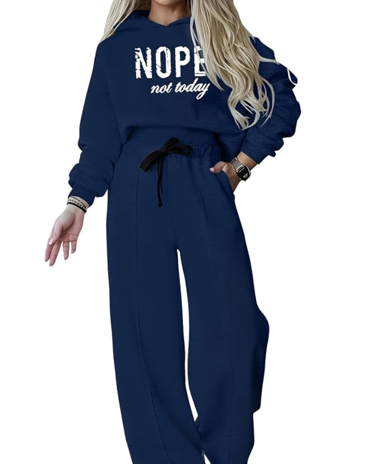 Mika | Casualowy dres z nadrukiem