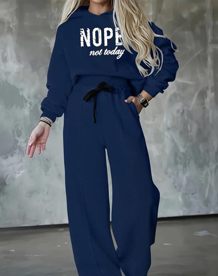 Mika | Casualowy dres z nadrukiem