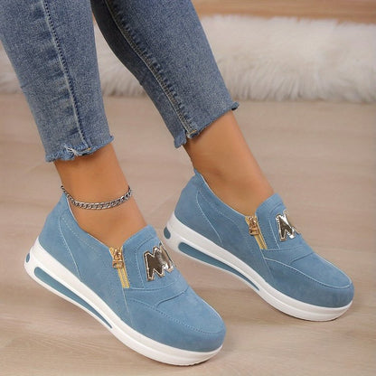 Margy | Dames Slip-On Sneakers met Gouden Ritsdetail en Verhoogde Zool